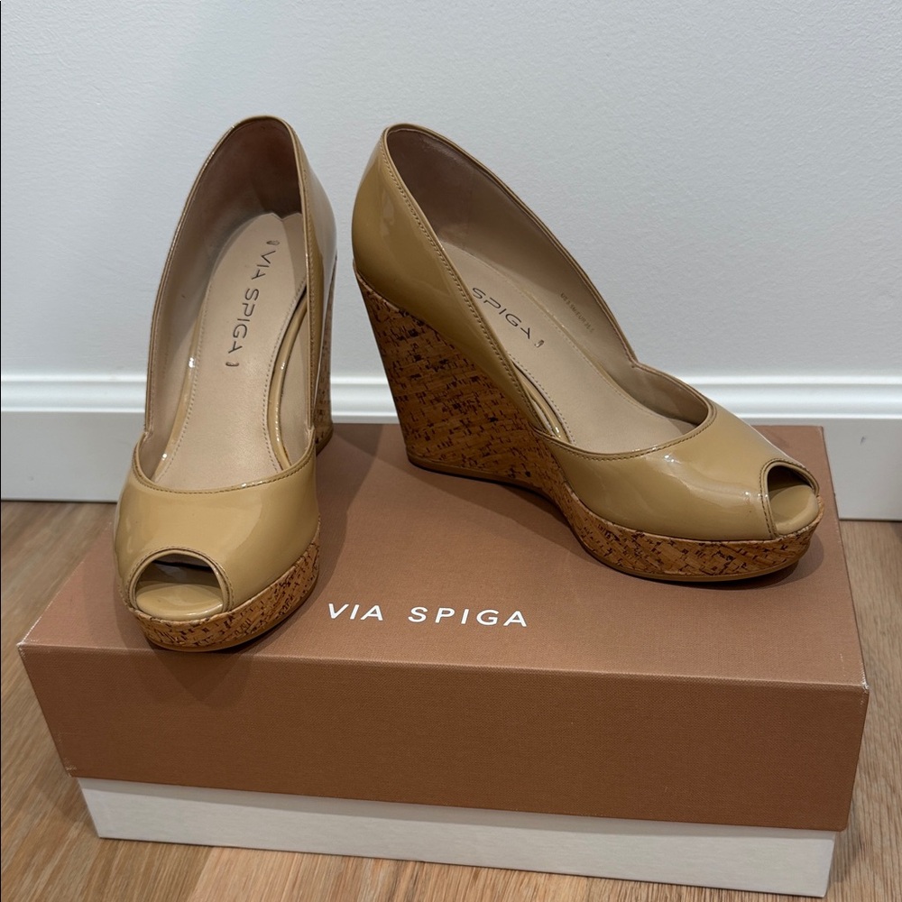 Via Spiga Beige Peep Toe Wedges